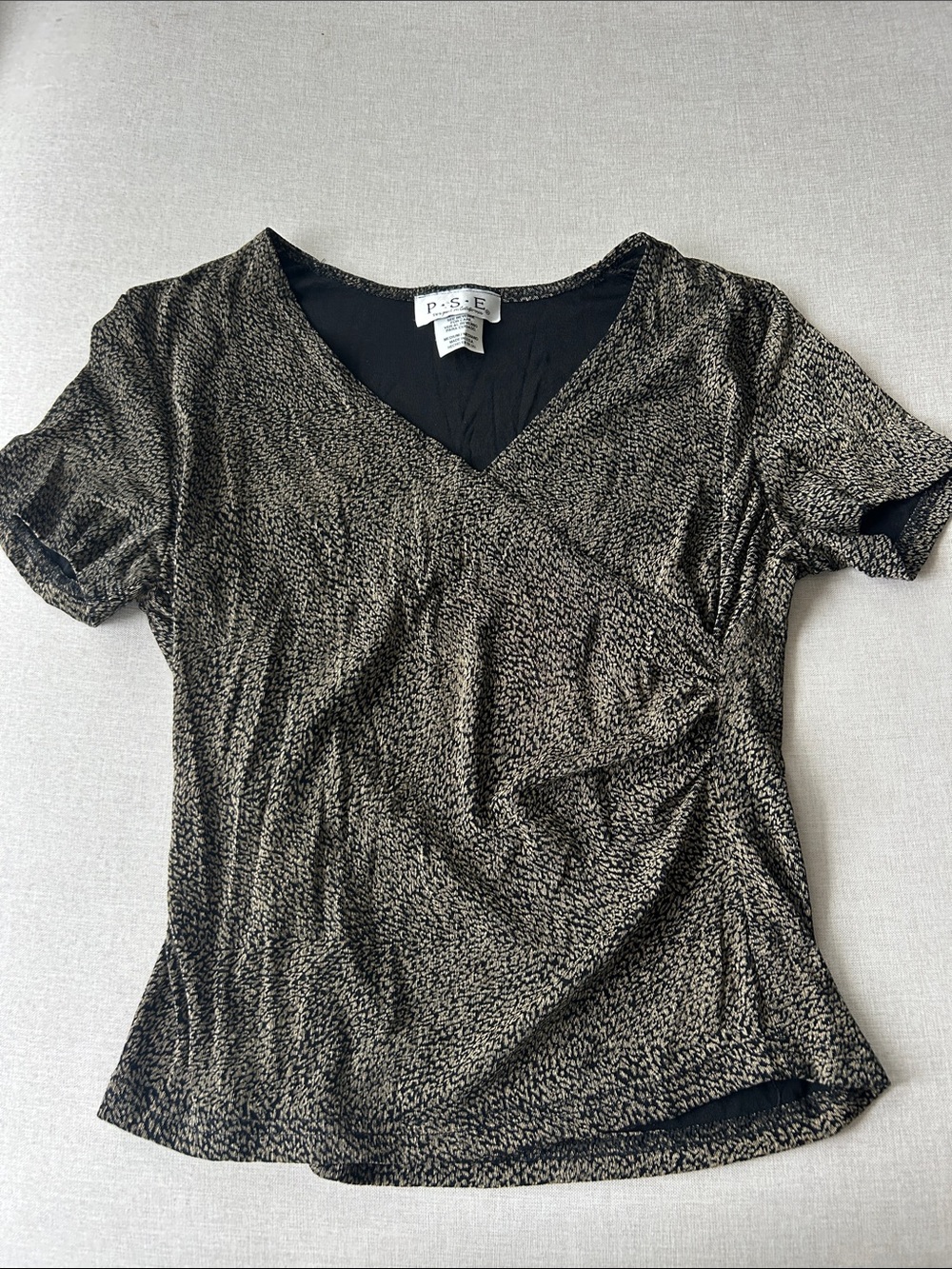 PSE Women's Black and Gold V-Neck Short Sleeve Blouse Top